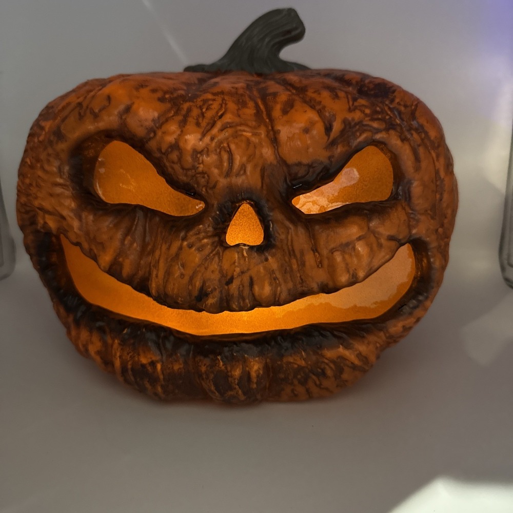 Seasonal Visions INTL Flickering Flame Light Up Halloween Pumpkin 8x10